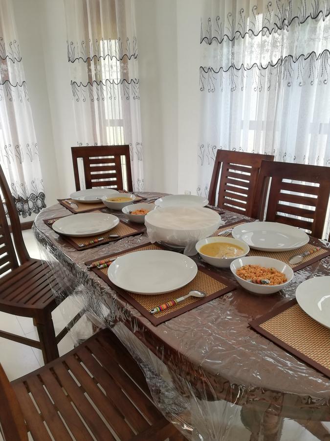 Bed and Breakfast Air Port 5 Minutes Super Clean Upul Negombo Exterior foto