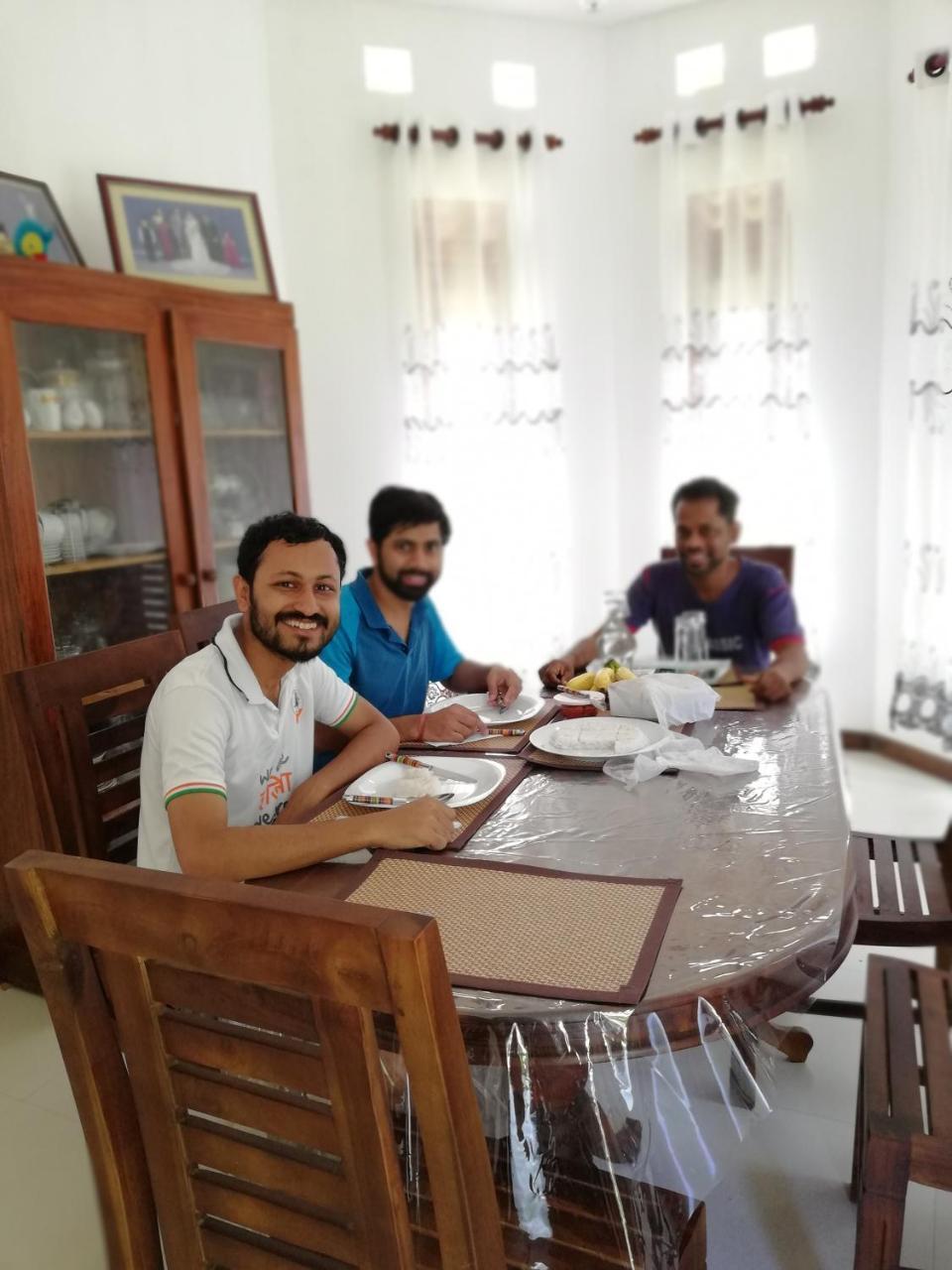 Bed and Breakfast Air Port 5 Minutes Super Clean Upul Negombo Exterior foto